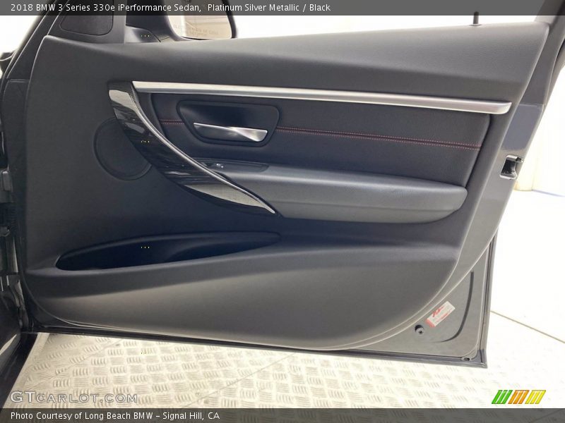 Platinum Silver Metallic / Black 2018 BMW 3 Series 330e iPerformance Sedan