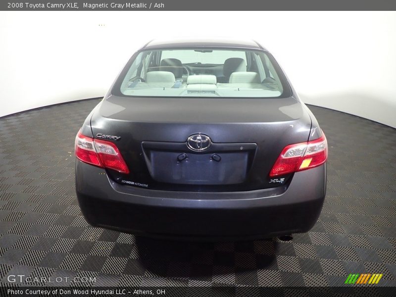 Magnetic Gray Metallic / Ash 2008 Toyota Camry XLE