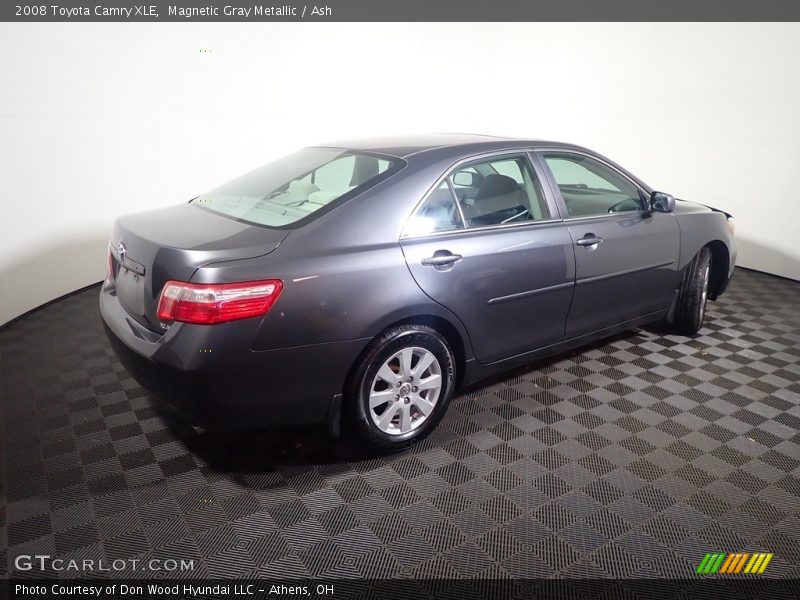 Magnetic Gray Metallic / Ash 2008 Toyota Camry XLE