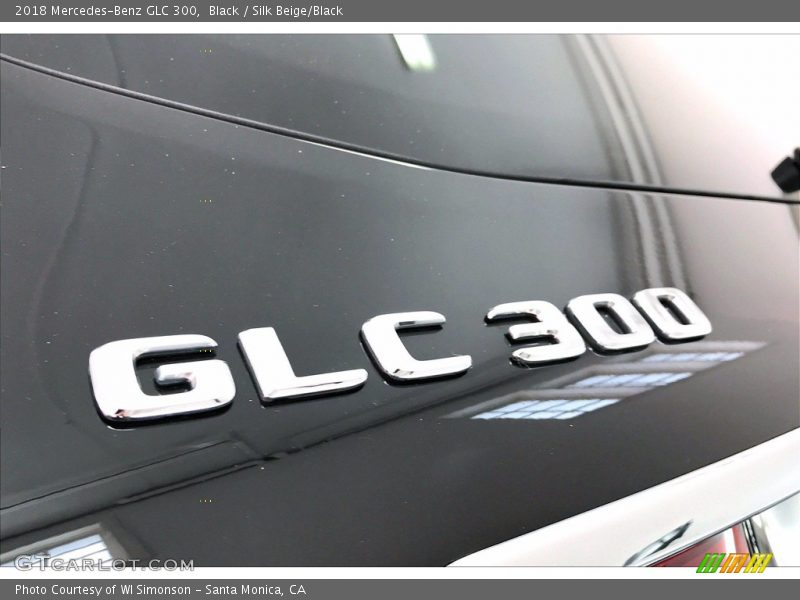 Black / Silk Beige/Black 2018 Mercedes-Benz GLC 300