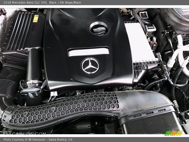 Black / Silk Beige/Black 2018 Mercedes-Benz GLC 300