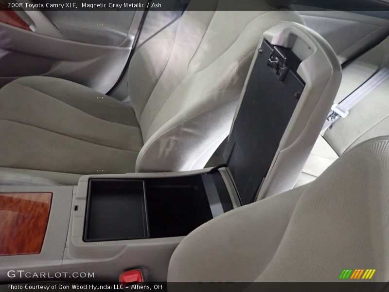 Magnetic Gray Metallic / Ash 2008 Toyota Camry XLE