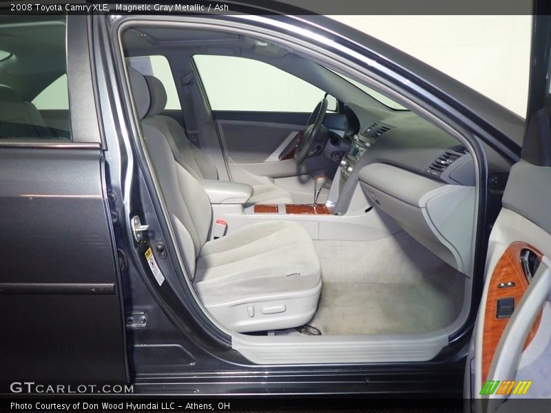Magnetic Gray Metallic / Ash 2008 Toyota Camry XLE