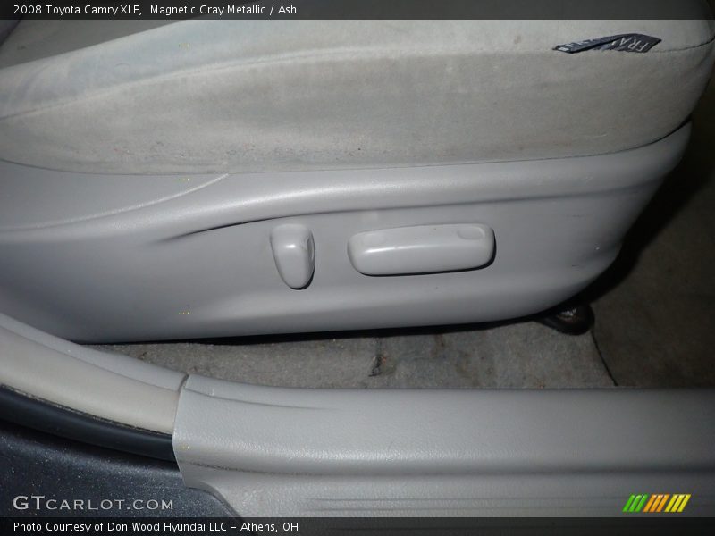 Magnetic Gray Metallic / Ash 2008 Toyota Camry XLE