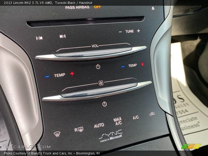 Tuxedo Black / Hazelnut 2013 Lincoln MKZ 3.7L V6 AWD