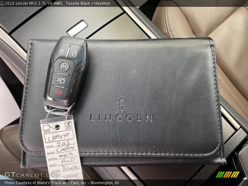 Tuxedo Black / Hazelnut 2013 Lincoln MKZ 3.7L V6 AWD