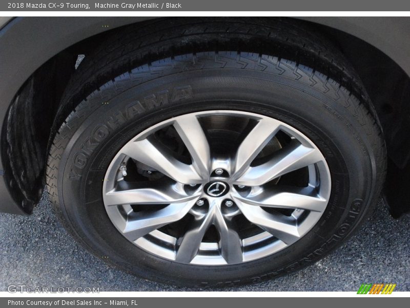 Machine Gray Metallic / Black 2018 Mazda CX-9 Touring