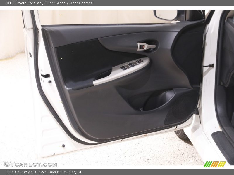 Super White / Dark Charcoal 2013 Toyota Corolla S