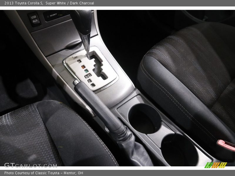Super White / Dark Charcoal 2013 Toyota Corolla S