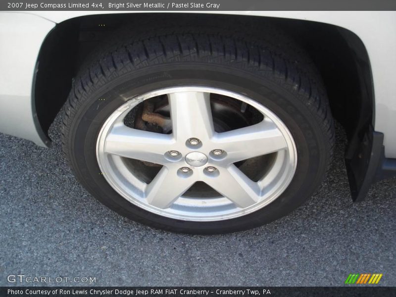 Bright Silver Metallic / Pastel Slate Gray 2007 Jeep Compass Limited 4x4