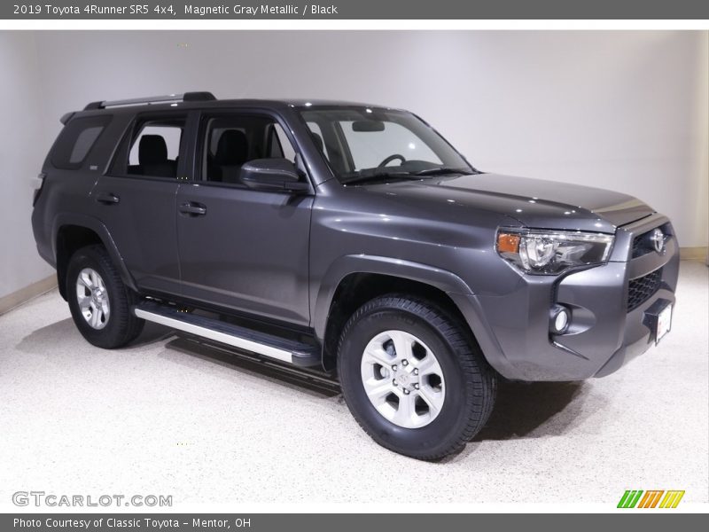 Magnetic Gray Metallic / Black 2019 Toyota 4Runner SR5 4x4