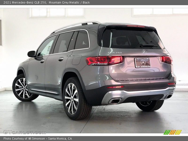 Mountain Grey Metallic / Black 2021 Mercedes-Benz GLB 250