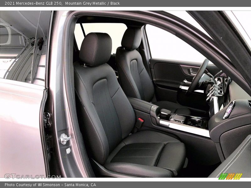 Mountain Grey Metallic / Black 2021 Mercedes-Benz GLB 250