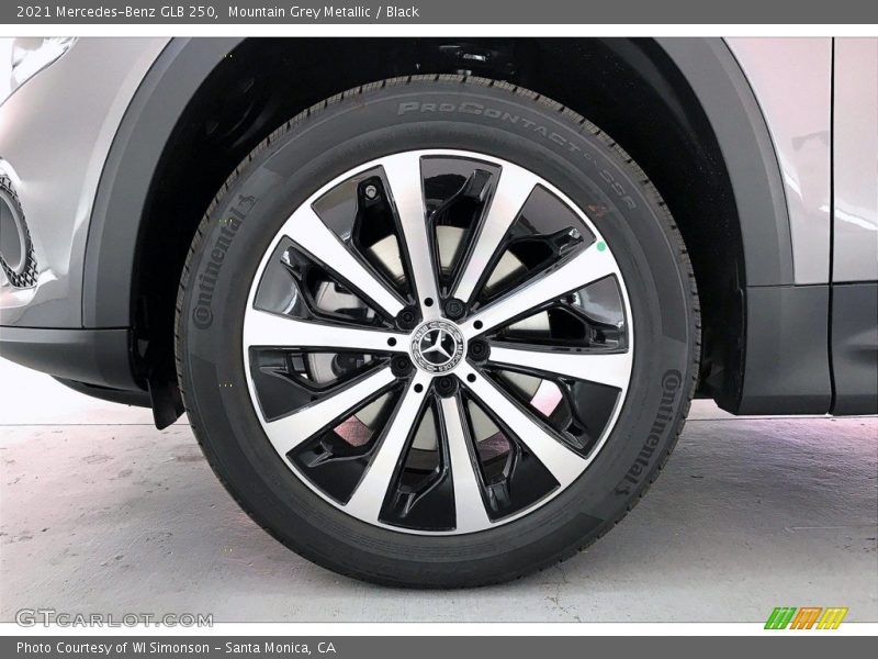 Mountain Grey Metallic / Black 2021 Mercedes-Benz GLB 250