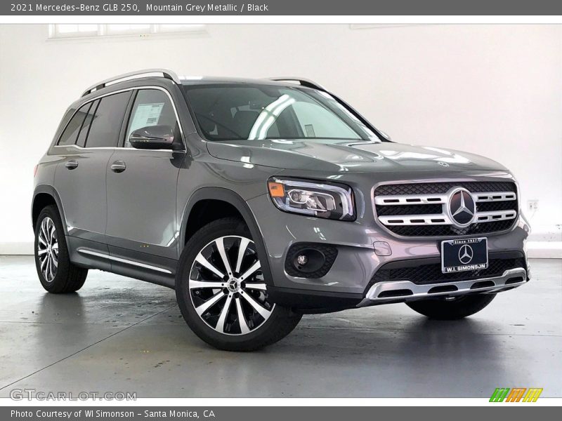 Mountain Grey Metallic / Black 2021 Mercedes-Benz GLB 250