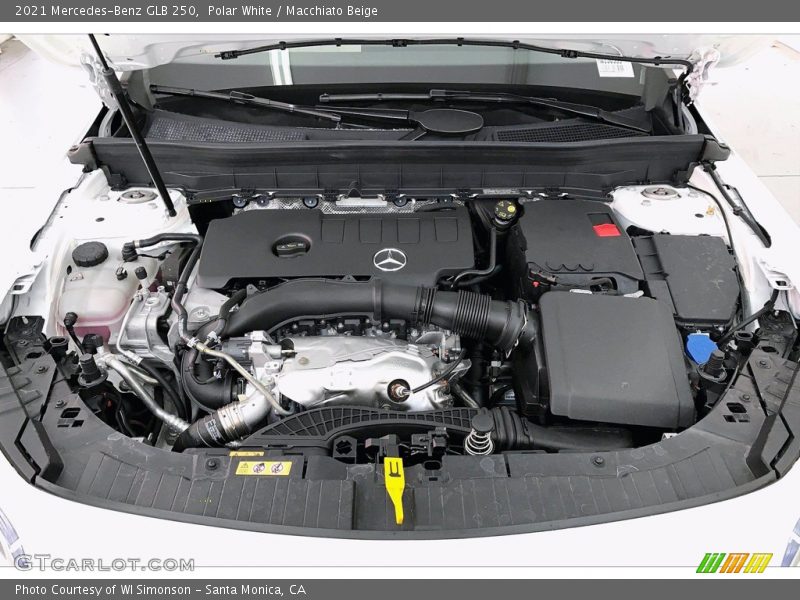 Polar White / Macchiato Beige 2021 Mercedes-Benz GLB 250