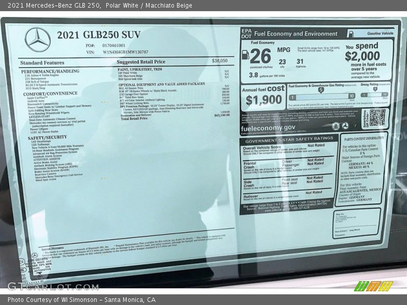 Polar White / Macchiato Beige 2021 Mercedes-Benz GLB 250