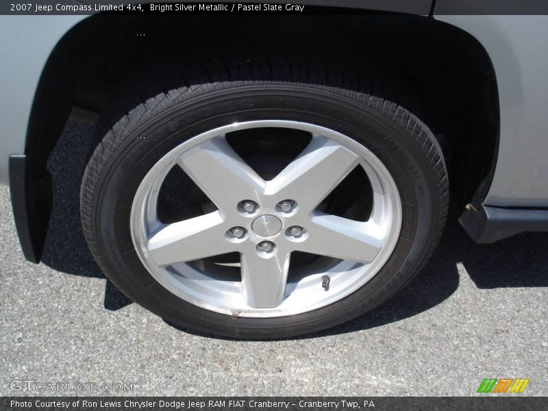 Bright Silver Metallic / Pastel Slate Gray 2007 Jeep Compass Limited 4x4