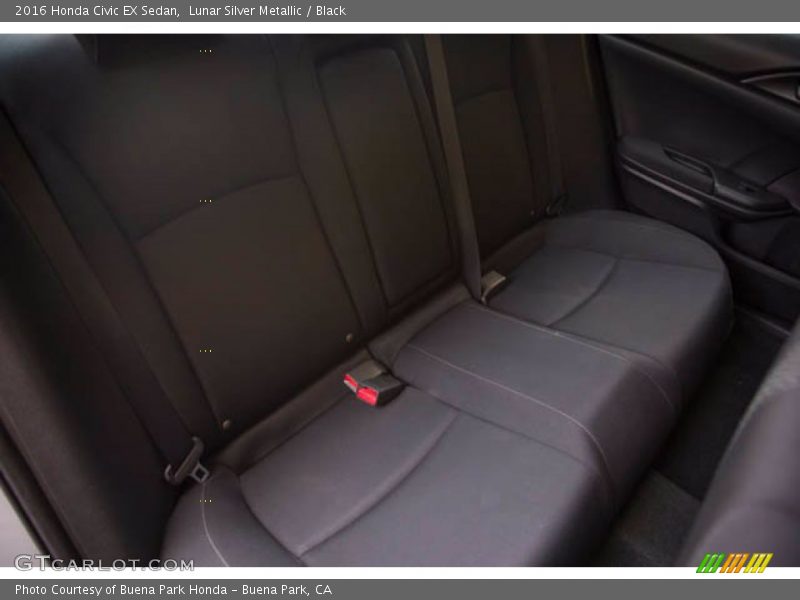 Lunar Silver Metallic / Black 2016 Honda Civic EX Sedan