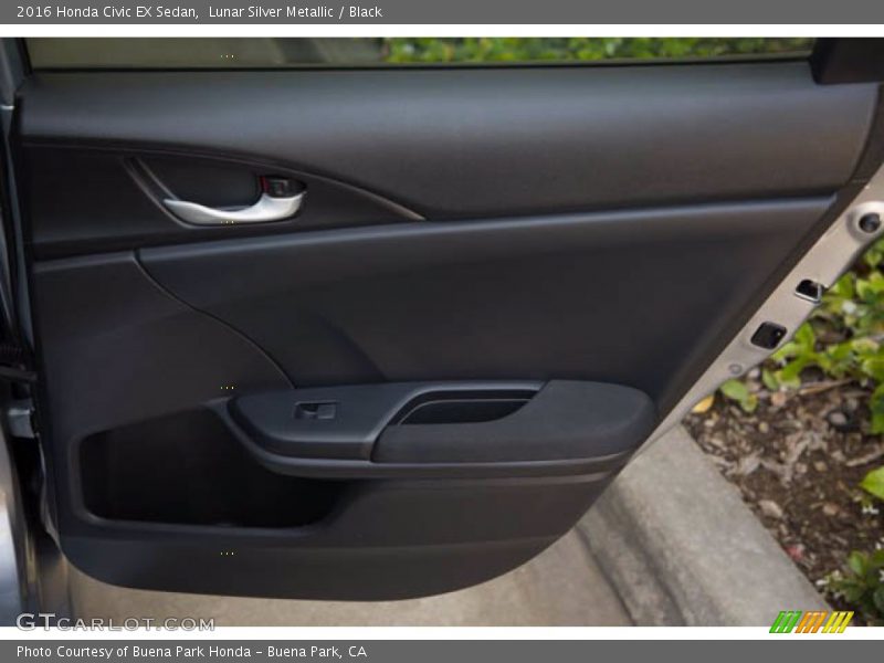Lunar Silver Metallic / Black 2016 Honda Civic EX Sedan
