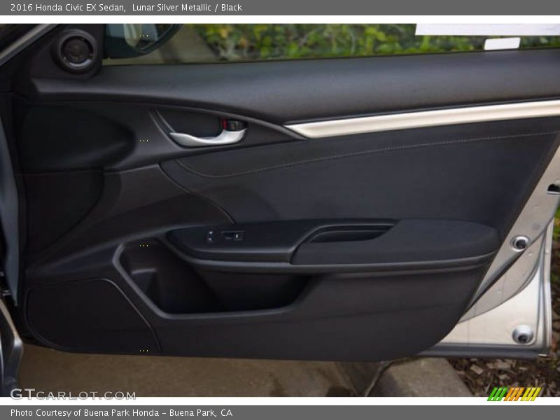 Lunar Silver Metallic / Black 2016 Honda Civic EX Sedan