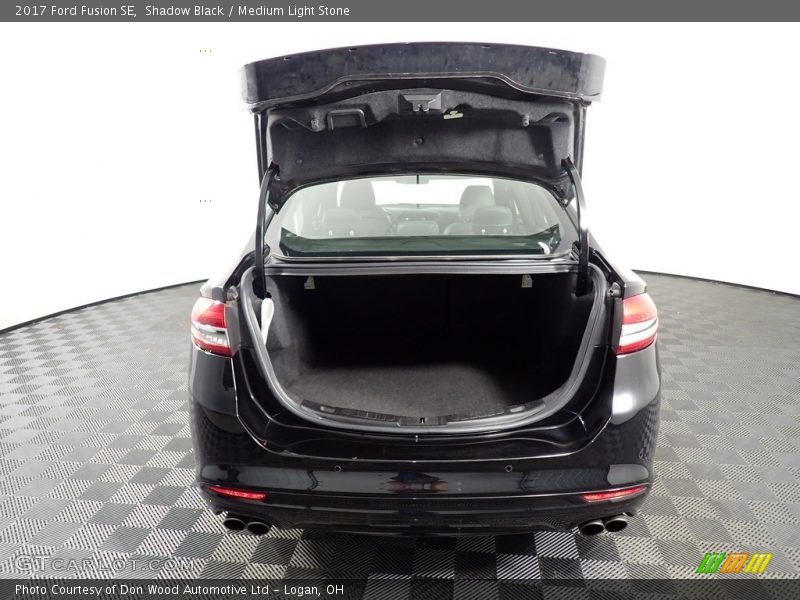 Shadow Black / Medium Light Stone 2017 Ford Fusion SE