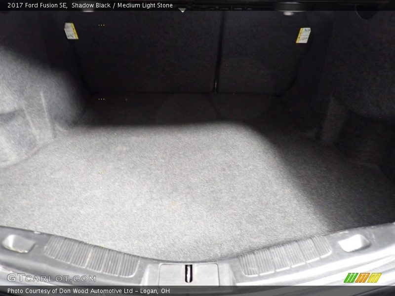 Shadow Black / Medium Light Stone 2017 Ford Fusion SE