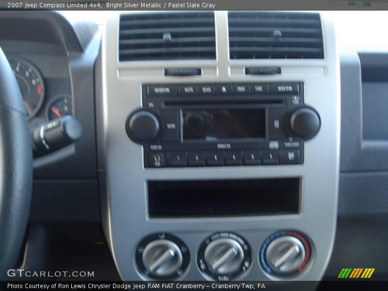 Bright Silver Metallic / Pastel Slate Gray 2007 Jeep Compass Limited 4x4