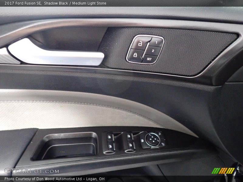 Shadow Black / Medium Light Stone 2017 Ford Fusion SE