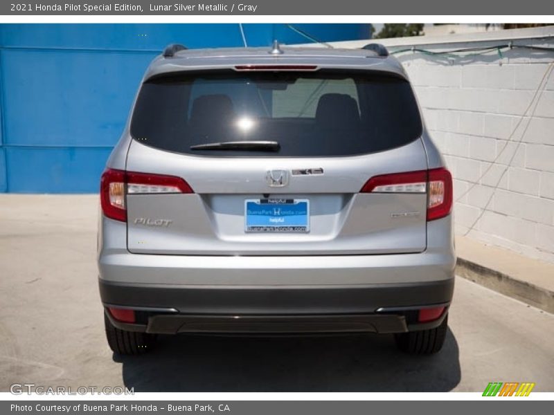 Lunar Silver Metallic / Gray 2021 Honda Pilot Special Edition