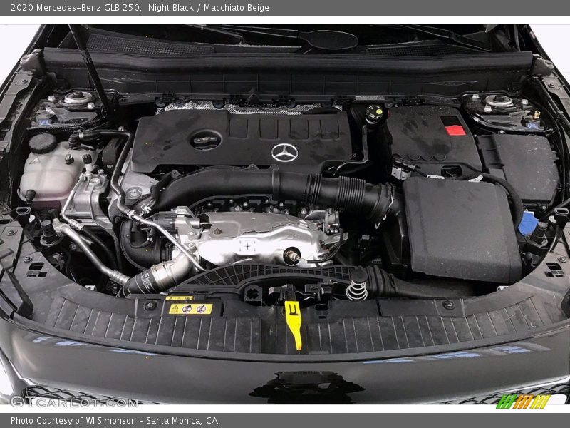 Night Black / Macchiato Beige 2020 Mercedes-Benz GLB 250