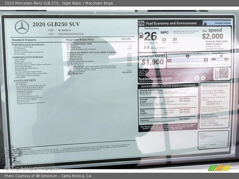 Night Black / Macchiato Beige 2020 Mercedes-Benz GLB 250