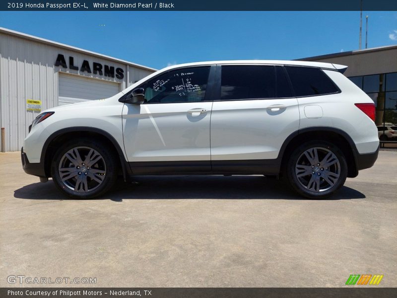 White Diamond Pearl / Black 2019 Honda Passport EX-L