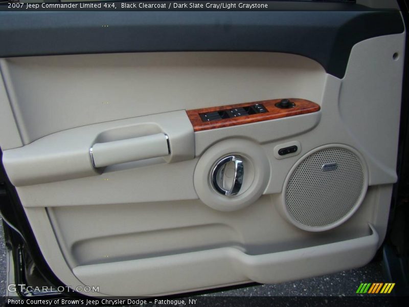 Black Clearcoat / Dark Slate Gray/Light Graystone 2007 Jeep Commander Limited 4x4