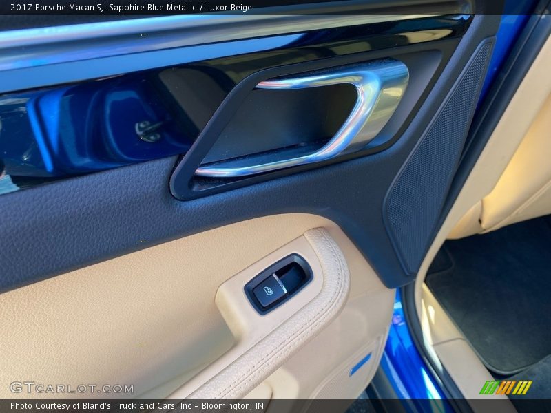 Sapphire Blue Metallic / Luxor Beige 2017 Porsche Macan S