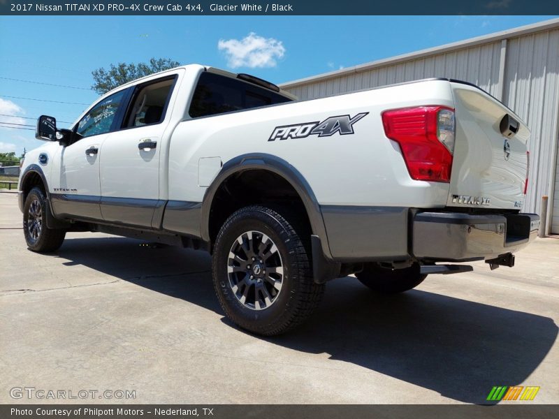 Glacier White / Black 2017 Nissan TITAN XD PRO-4X Crew Cab 4x4
