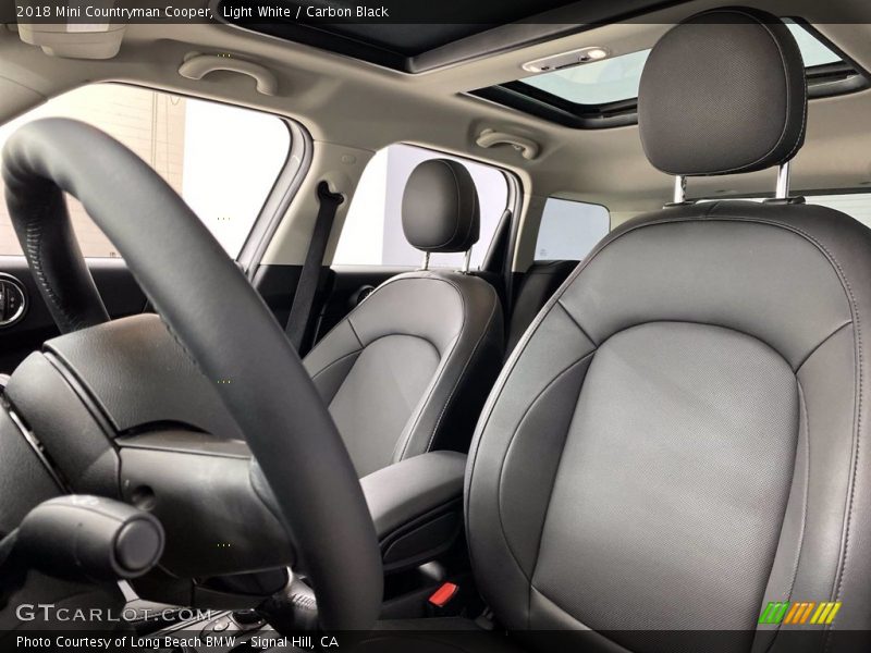 Light White / Carbon Black 2018 Mini Countryman Cooper
