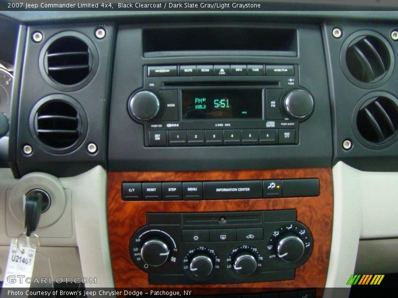 Black Clearcoat / Dark Slate Gray/Light Graystone 2007 Jeep Commander Limited 4x4