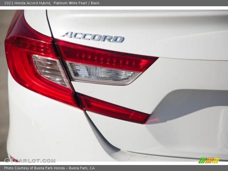 Platinum White Pearl / Black 2021 Honda Accord Hybrid