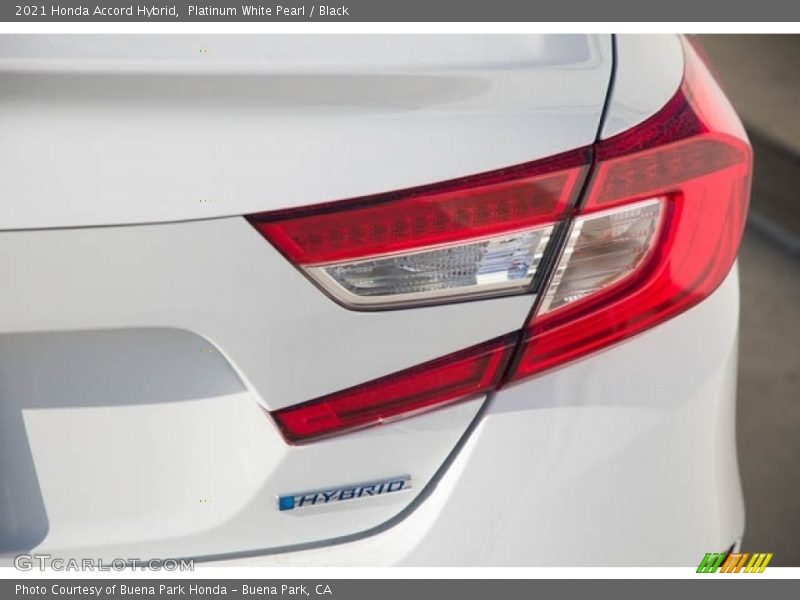 Platinum White Pearl / Black 2021 Honda Accord Hybrid