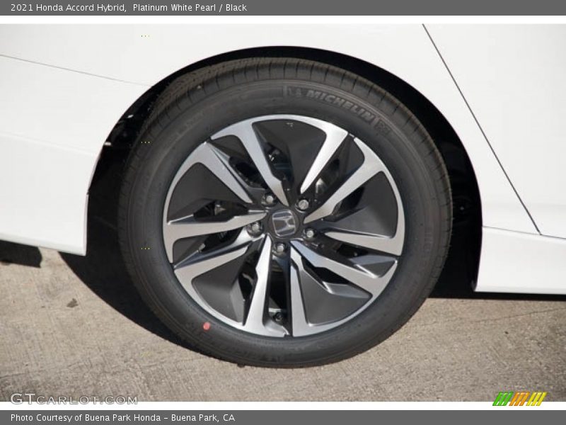 Platinum White Pearl / Black 2021 Honda Accord Hybrid