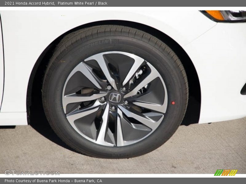 Platinum White Pearl / Black 2021 Honda Accord Hybrid