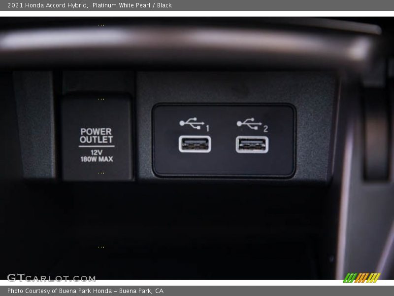 Platinum White Pearl / Black 2021 Honda Accord Hybrid