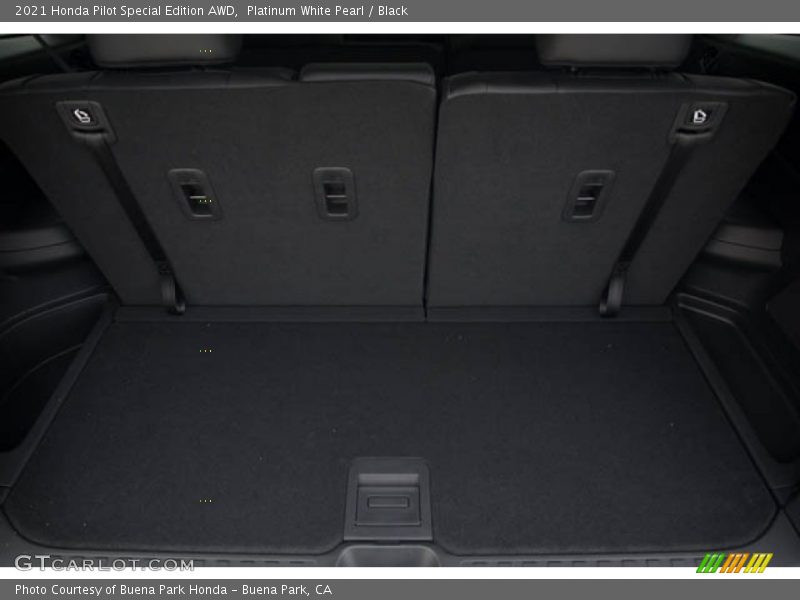 Platinum White Pearl / Black 2021 Honda Pilot Special Edition AWD