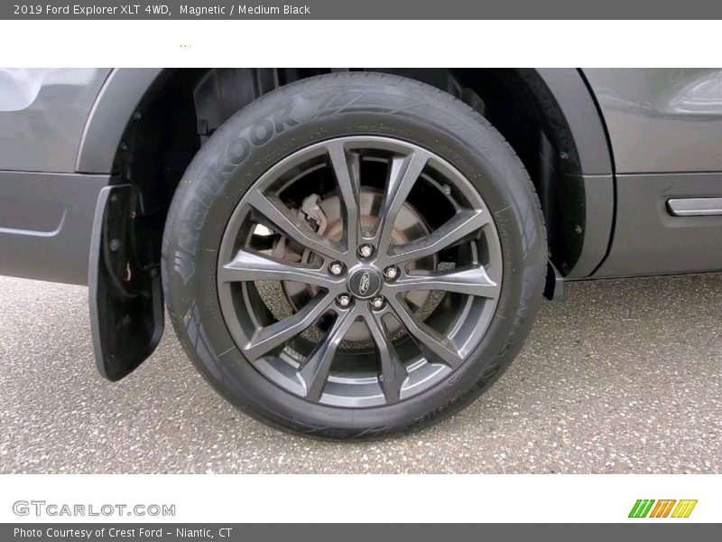 Magnetic / Medium Black 2019 Ford Explorer XLT 4WD