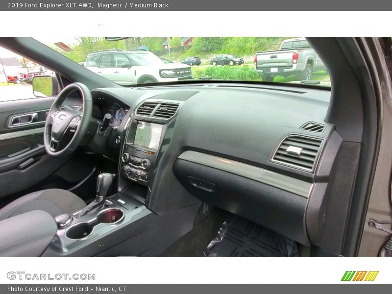 Magnetic / Medium Black 2019 Ford Explorer XLT 4WD