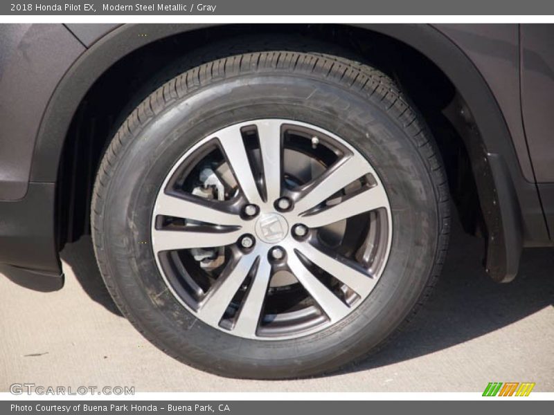 Modern Steel Metallic / Gray 2018 Honda Pilot EX