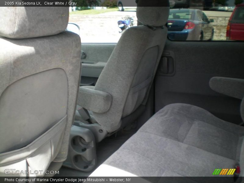 Clear White / Gray 2005 Kia Sedona LX