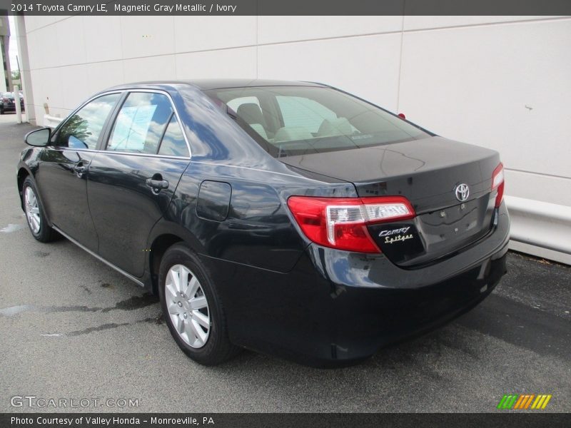 Magnetic Gray Metallic / Ivory 2014 Toyota Camry LE