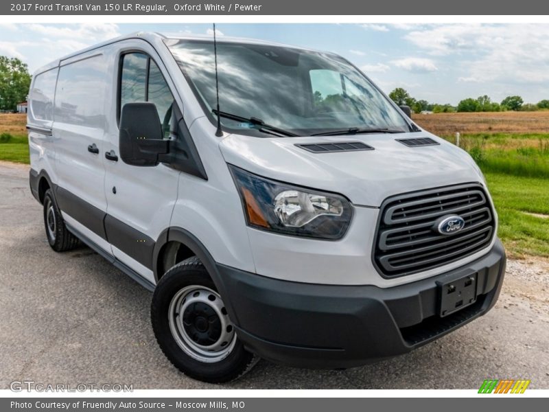Front 3/4 View of 2017 Transit Van 150 LR Regular